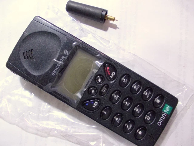 Cellulare ERICSSON S868 NUOVO (ORIGINALE) - Usato In Mostra, Perfettamente Funzionante - Con Caricabatteria