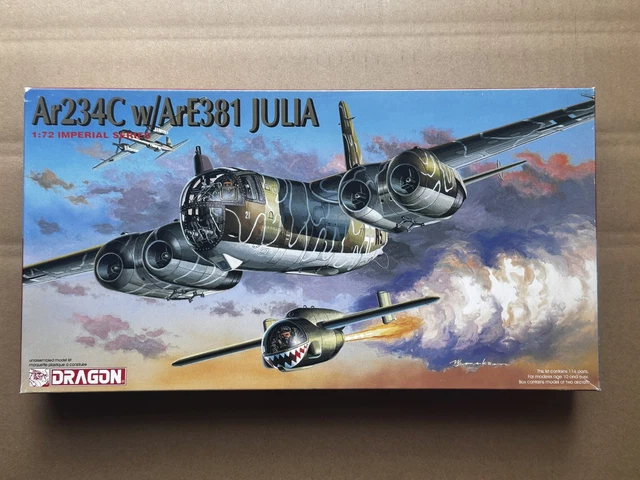 Maquette Avion Revell 1/72 - Arado Ar234 Blitz (B-2/C-2/C-3) - XP083 - Occasion