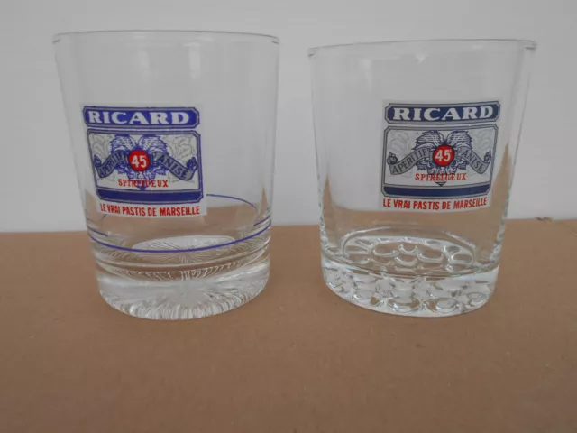 Lot de 2 verres RICARD différents modèle verre à whisky