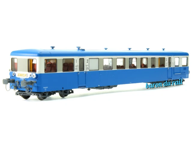 Remorque d'autorail XR 6000 SNCF - livrée bleu clair/blanc - logo n Remorque d'autorail XR 6000 SNCF - livrée bleu clair/blanc - logo n