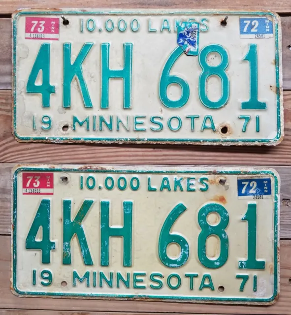 Minnesota Pair of Vintage expired 1971 10,000 LAKES License Plate Tag - 4KH 681