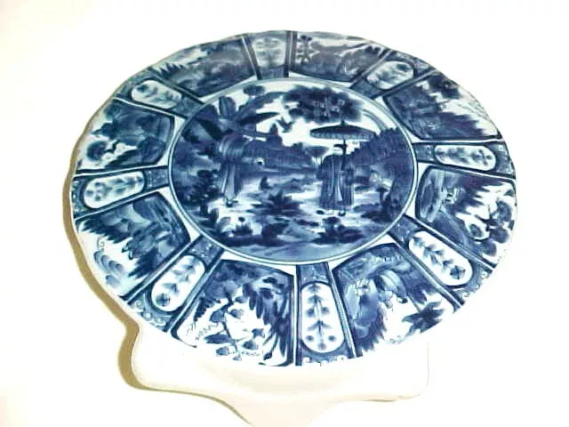 Vintage Saji Modern Japanese Blue White Fine Porcelain Art Vase Old Export Style
