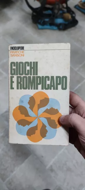 LIBRO RARO VINTAGE Giochi e rompicapo. 1971 (Enciclopedie pratiche Sansoni, 39)