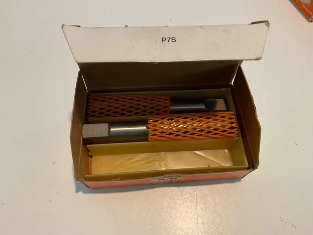 2pc 3/4 in - 10NC R&N HSGH3 4 Flute Tap New 31048