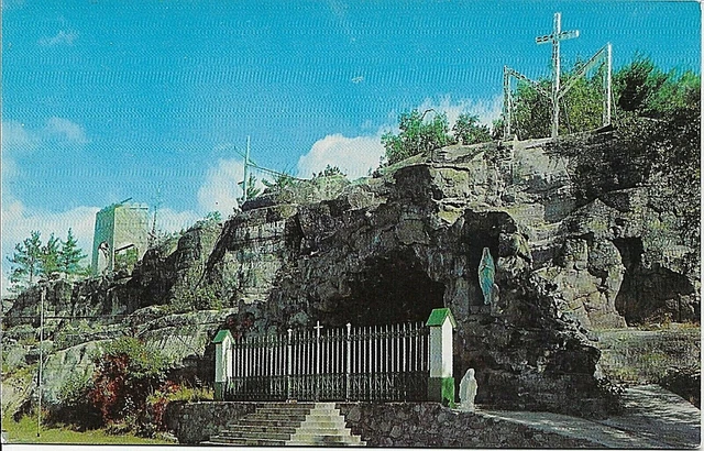 Ville-Marie, Cave of Notre-Dame du Passant, Témiscamingue, Quebec, Canada