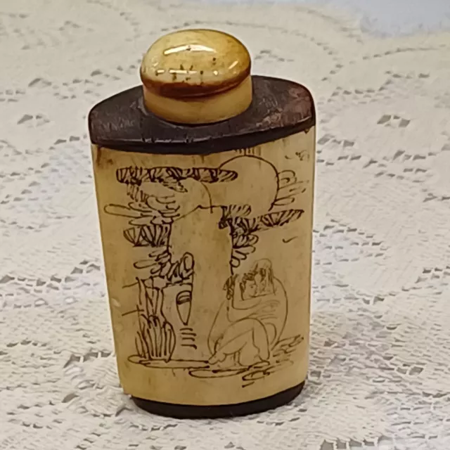 Chinese Erotic Carved Bovine Snuff Bottle 2