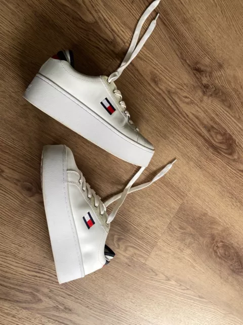 Tommy hilfiger white best sale billy cny 2a trainers