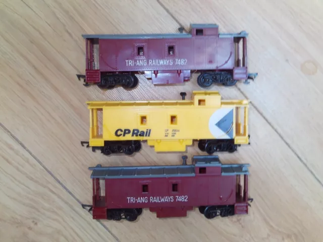 Collection of Triang R115 Caboose Wagons for Hornby OO / HO Gauge Train Sets