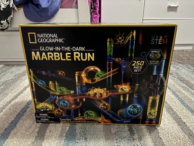 メルセデス AMG ペトロナス F1チーム “4” 2017フォトブック Building Toy Complete Sets & Packs, Building Toys & Blocks