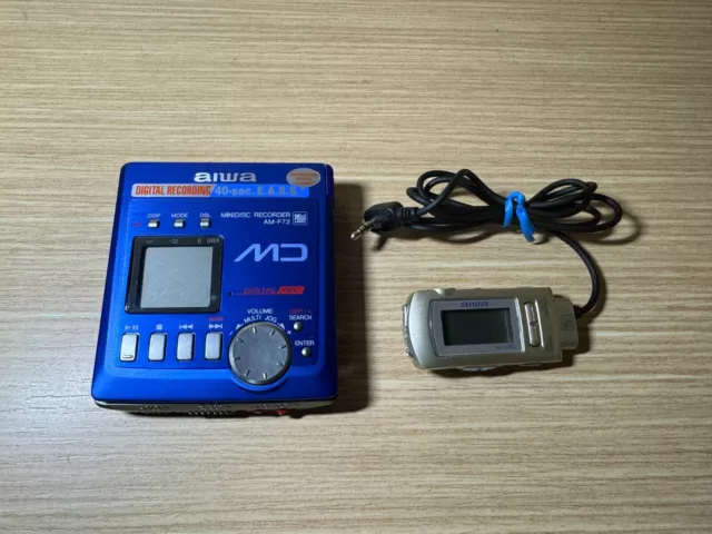 Mini Disc Player MD minidisc Aiwa AM-F72 + RC-HX30 (Similar type sony walkman)