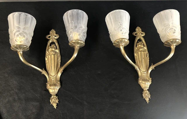 2 traumhafte Wandlampen JugendstiL Feuervergoldet, Degeu Signierte Glasschirme 2 traumhafte Wandlampen JugendstiL Feuervergoldet, Degeu Signierte Glasschirme