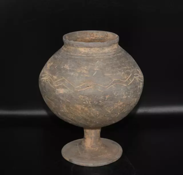 Genuine Very Large Ancient Indus Valley Engraved Terracotta Jar Chalice *Intact*