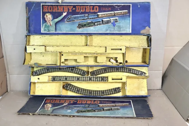 HORNBY DUBLO PREY WAR 2 x EMPTY GOODS TRAIN SET BOX of