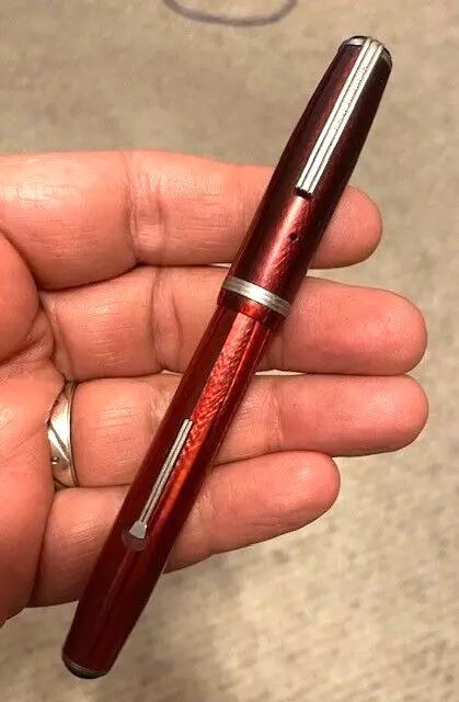 Vintage ESTERBROOK LARGE J RED MARBLE FOUNTAIN PEN (1550 NIB)