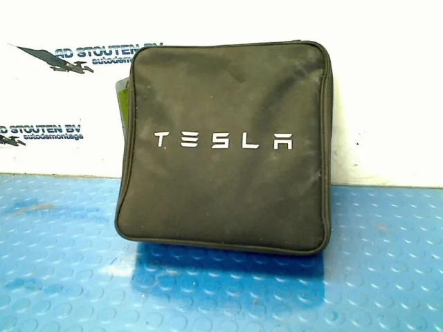 1479068 CABLE DE CHARGE Tesla Model 3 Sedan Standard Range Plus (3D6) 2020