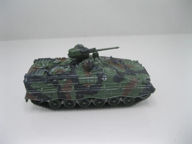 10x Seated Bundeswehr Figures – H0 Scale (1:87) Unpainted Resin Kit – Mini Tanks Soldiers