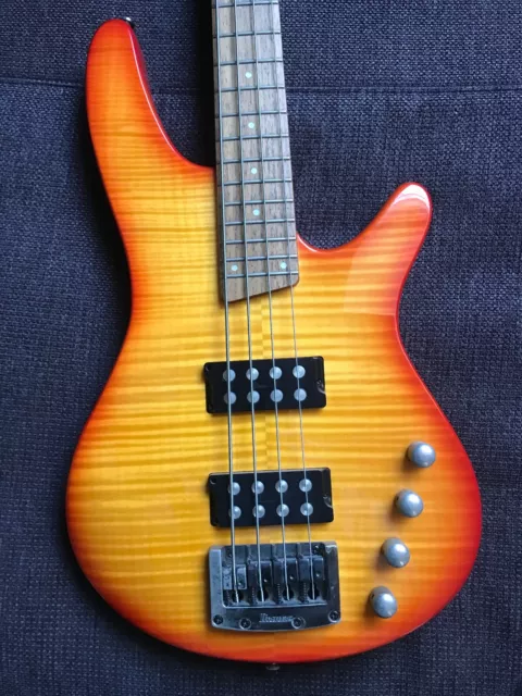 Ibanez SRX 500 Aktivbass, sunburst, Top-Bespielbarkeit