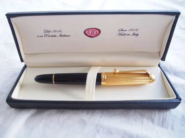 AURORA 88, Large top range  fountain pen