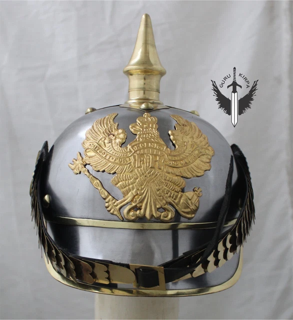 Preußische Pickelhaube Aus Weißem Leder - Deutscher Offizier Helm Für Cosplay & Historische Events