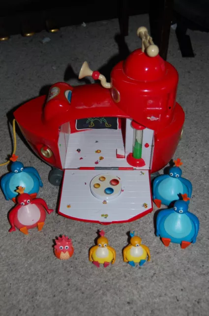 TWIRLYWOOS BIG RED Boat 18 Months Activity Toy 40.00 PicClick UK