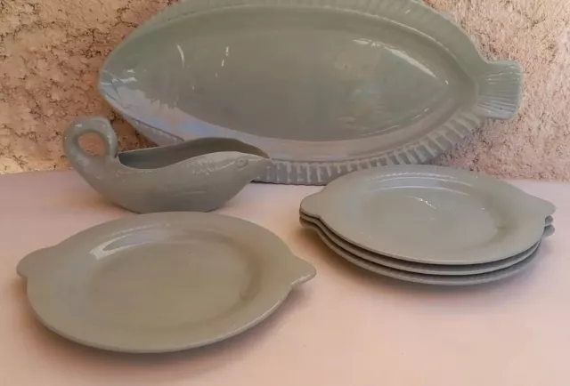Joli Lot de Service à Poisson vert, grand plat ovale et 4 assiettes