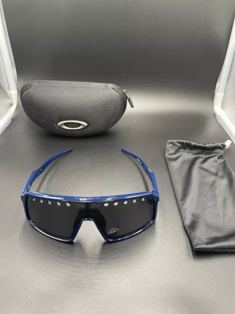 Oakley VR46 Navy w/ Prizm Black Iridium Lenses Valentino Rossi new