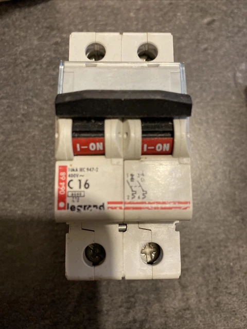 Legrand 407932 Disjoncteur 40A Courbe C DX³6000 10kA - 4P 400V