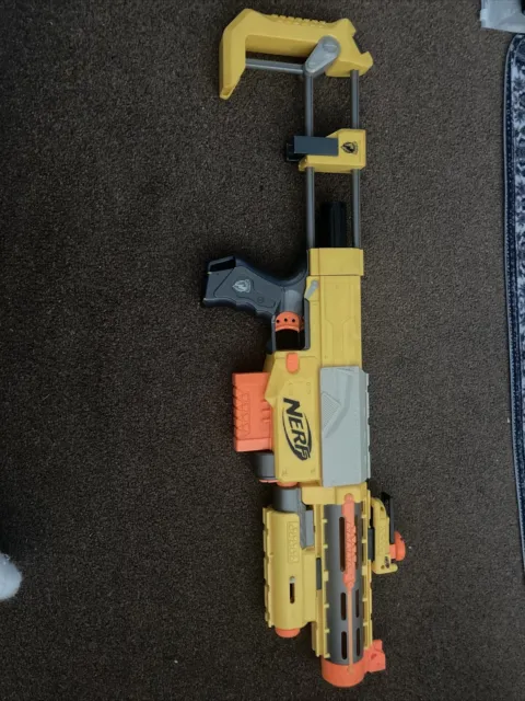Nerf Recon CS-6 Rifle - With sight and laser