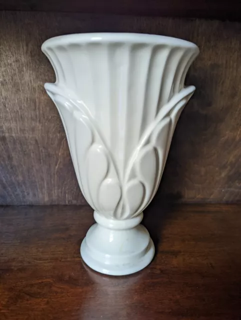 Vintage 90s White Haeger Petal Vase Art Deco Style