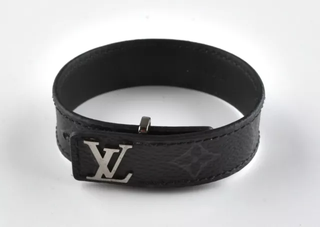 Shop Louis Vuitton 2021-22FW Lv & me bracelet, letter r (M67175) by SkyNS