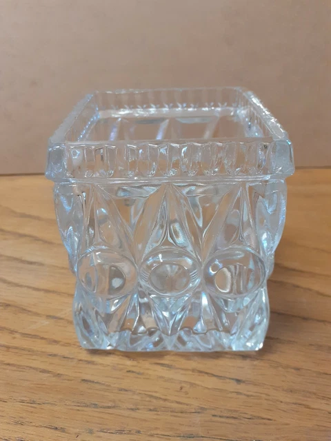 Bonito soporte para cepillo de maquillaje de vidrio prensado cuadrado 9,5x8 cm