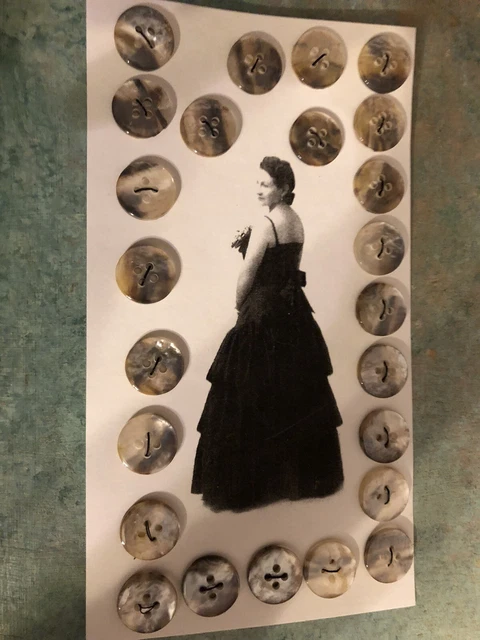 Lot De 12 Boutons En Nacre 25 Mm - Neufs, 2 Trous, Pour Couture Et Artisanat