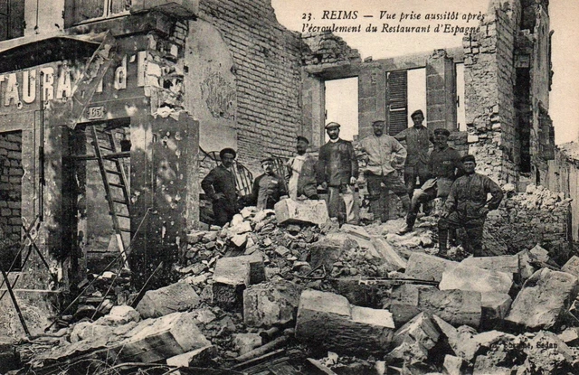 CPA 51 - REIMS (Marne) - 23. Vue prise après écroulement du Restaurant d'Espagne