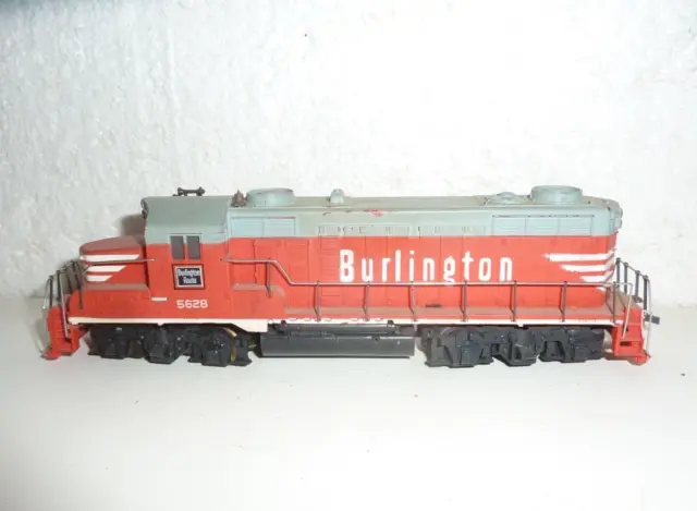 Vintage Tyco Mantua Ho Scale Model Trains Burlington Route Diesel Engine #5628