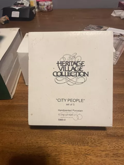 Dept 56 CIC Accessory - City People - Set of 5 - #56.59650 - Free Shipping