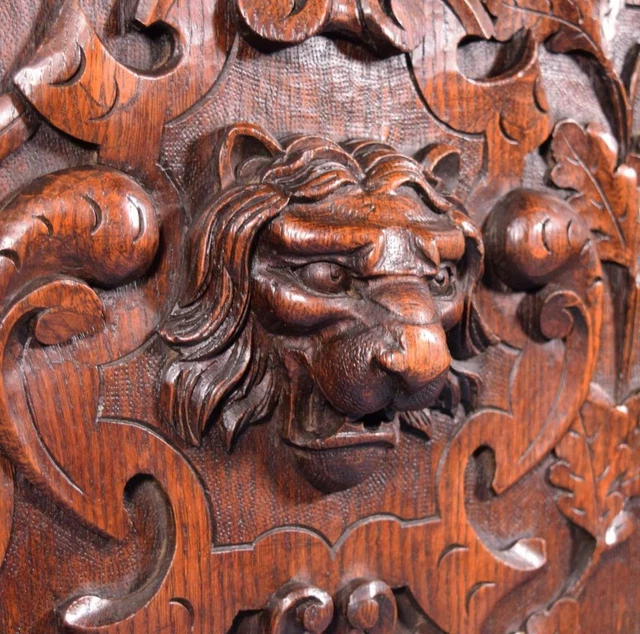 *Antique French Panel in Solid Oak Wood with Lion Face Highly Carved 8