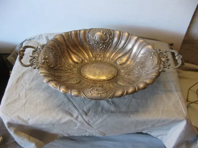 Superbe centre de table baroque type médiéval en argenterie WMF vers 1900