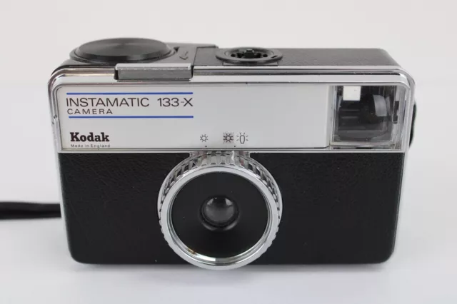 Vintage KODAK Instamatic 133-X Camera