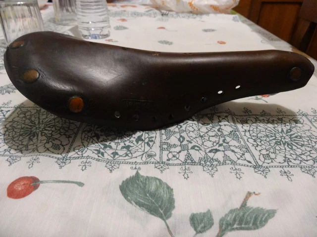 selle cuir Brooks 1965 vélo course vintage rétro ancien selle cuir Brooks 1965 vélo course vintage rétro ancien
