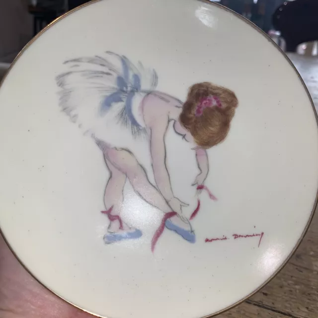 BROWNIE DOWNING SIGNED, HAND PAINTED, BALLERINA DESIGN PLATE. 15.5 Cm