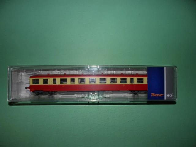 ROCO REMORQUE D'AUTORAIL XR ABD DECAUVILLE + éclairage rouge/crème