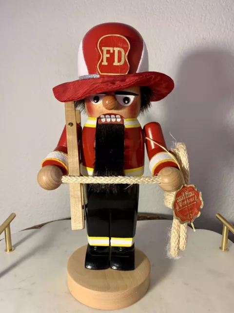 New With Tag! Steinbach Volkskunst Chubby Fireman Ladder Rope Nutcracker