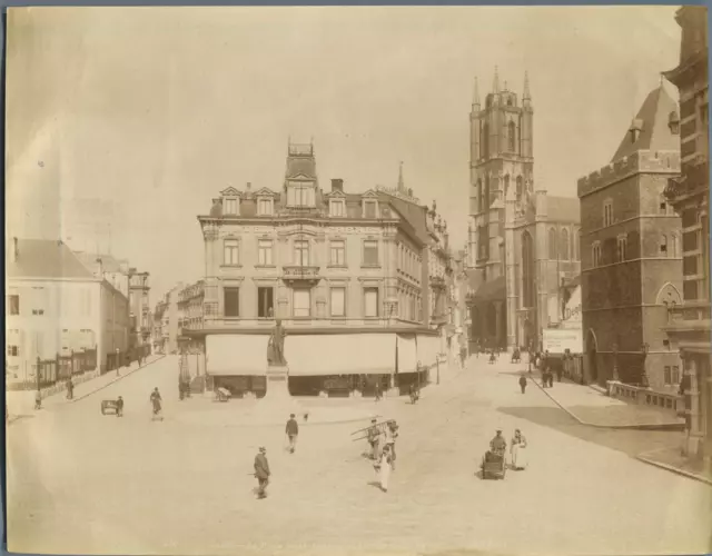 ND. Belgique, Gand, La Place Saint Laurent et L&#039;Eglise St. Bavon  Vintage a