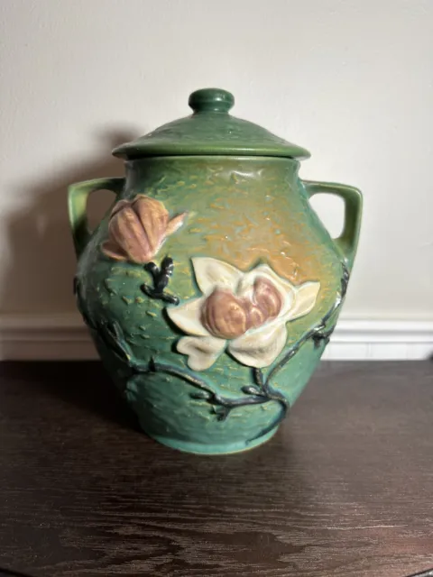 Roseville Magnolia 1943 Vtg MCM Art Pottery Green Cookie Ginger Jar Vase Lidded