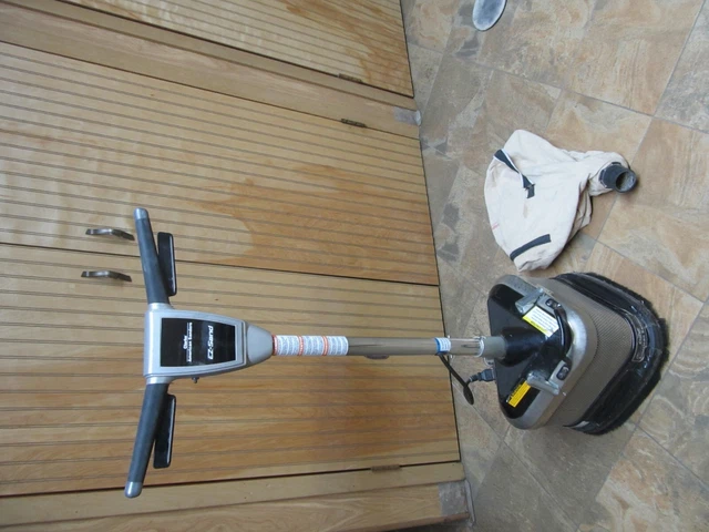 Clarke American Sanders Ez-Sand 3-Disc Orbital Sander, Accessories
