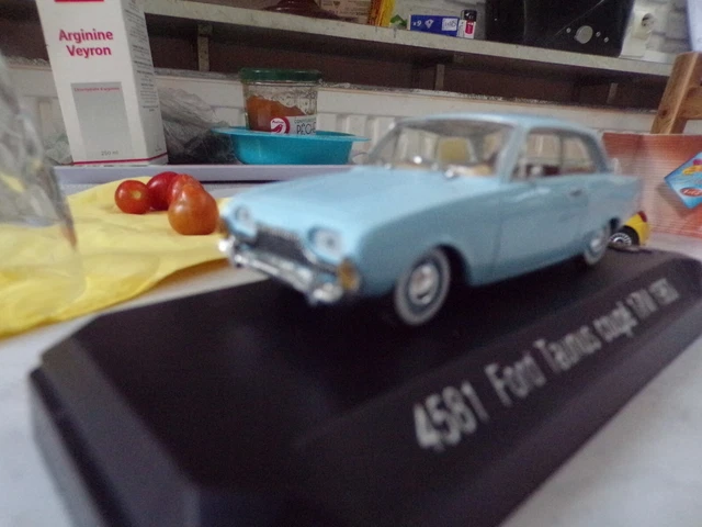 OPO 10 Coche de colección 1/43 Ford Taunus 17M - BA51