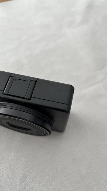 RICOH GR IIIx III X 24.2 MP F2.8 Compact Digital camera 3