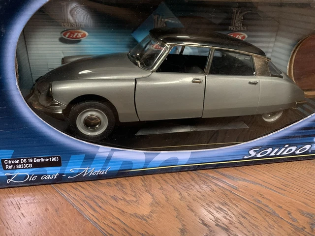 Solido 1/18 Citroën 2 CV 1966 – Capote Noire, Réf 8028, Miniature Occasion
