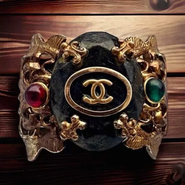 Rare bracelet manchette baroque vintage Chanel, gripoix