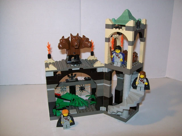 LEGO 4706 HARRY Potter FORBIDDEN CORRIDOR Complete w/Instructions A £49 ...